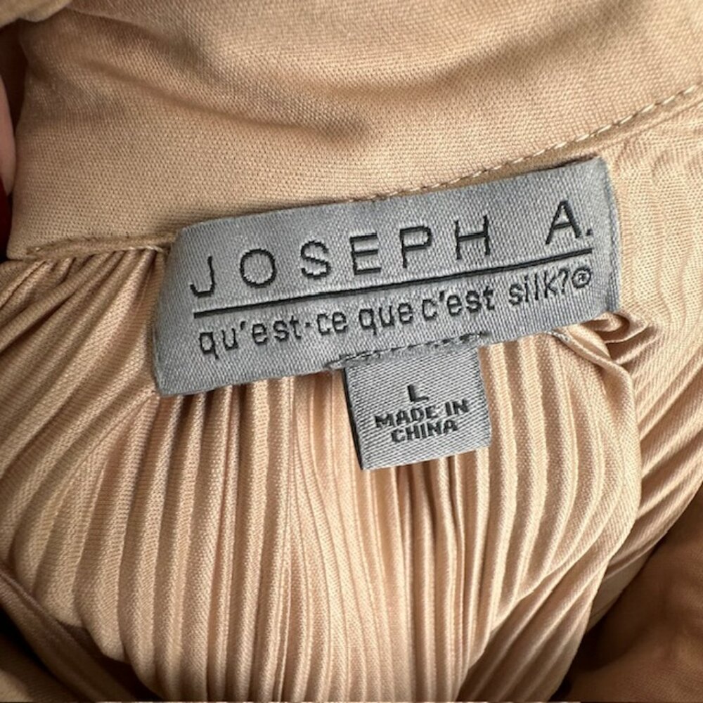 Joseph A. Taupe Accordion Pleated Blouse Top Size L - Picture 5 of 6